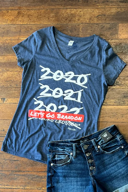 Ladies Fingers Crossed T-Shirt-- Ribbed Striped Patterned