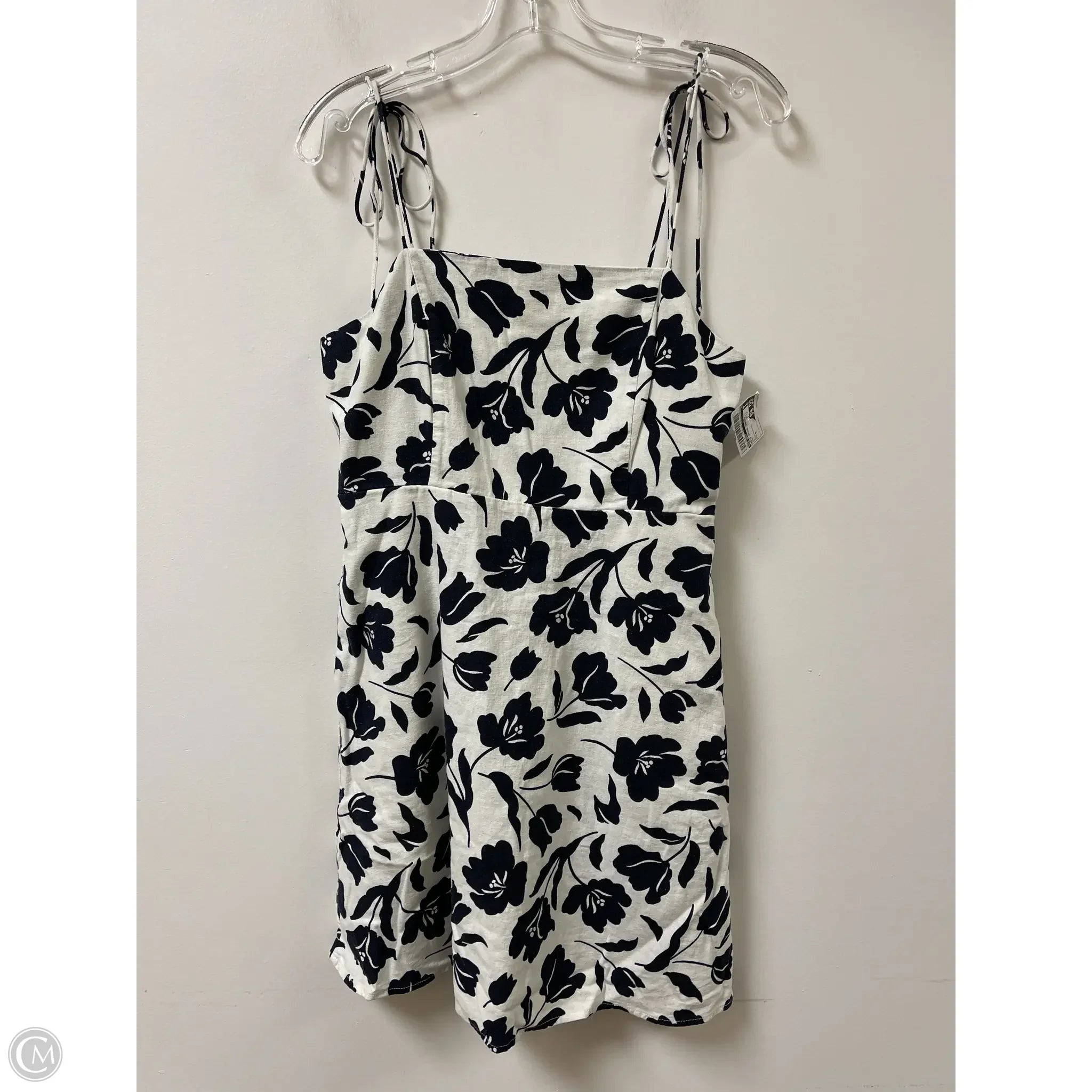 Dress Casual Short By Old Navy In Navy, Size: M Tunics Chic elegant