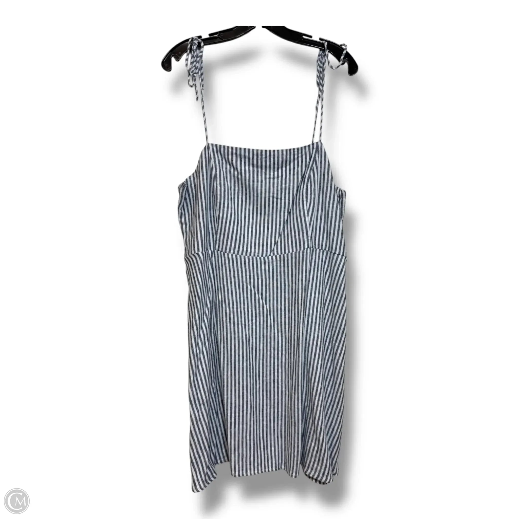 Dress Casual Short By Old Navy In Striped Pattern, Size: Xl Tunics Polka dots