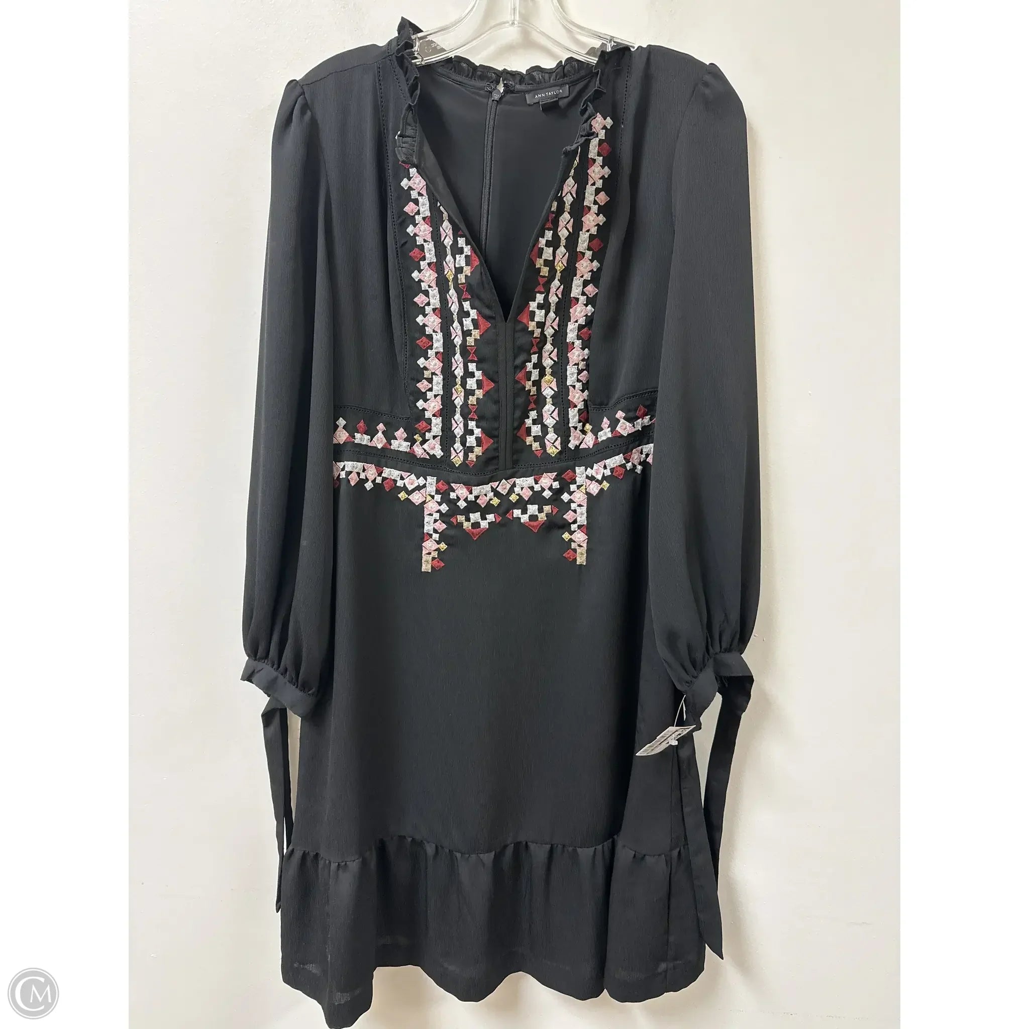 Dress Casual Midi By Ann Taylor In Black, Size: L Tunics Essential wardrobe