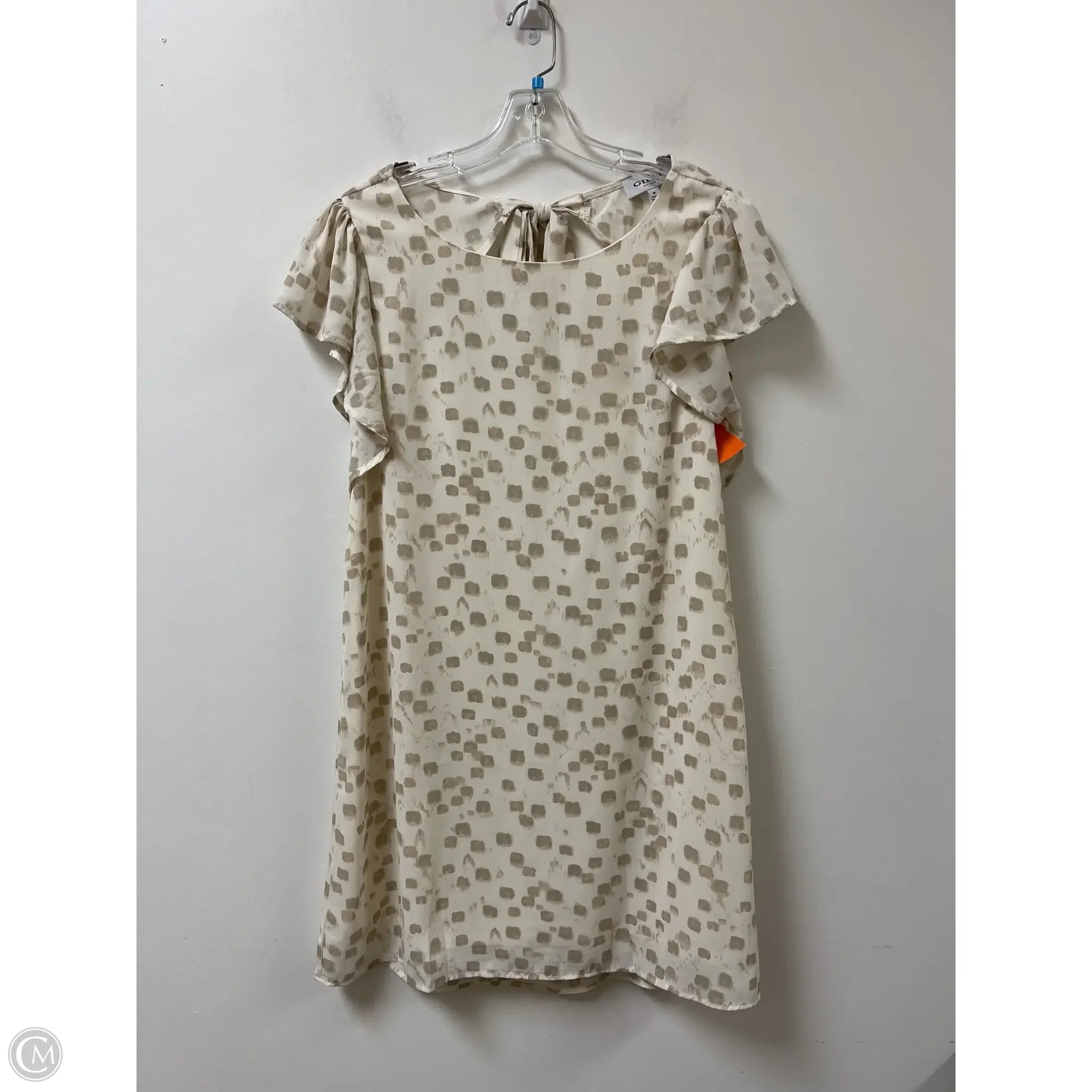 Dress Casual Short By Gilli In Cream, Size: M Tunics Chic fashionable