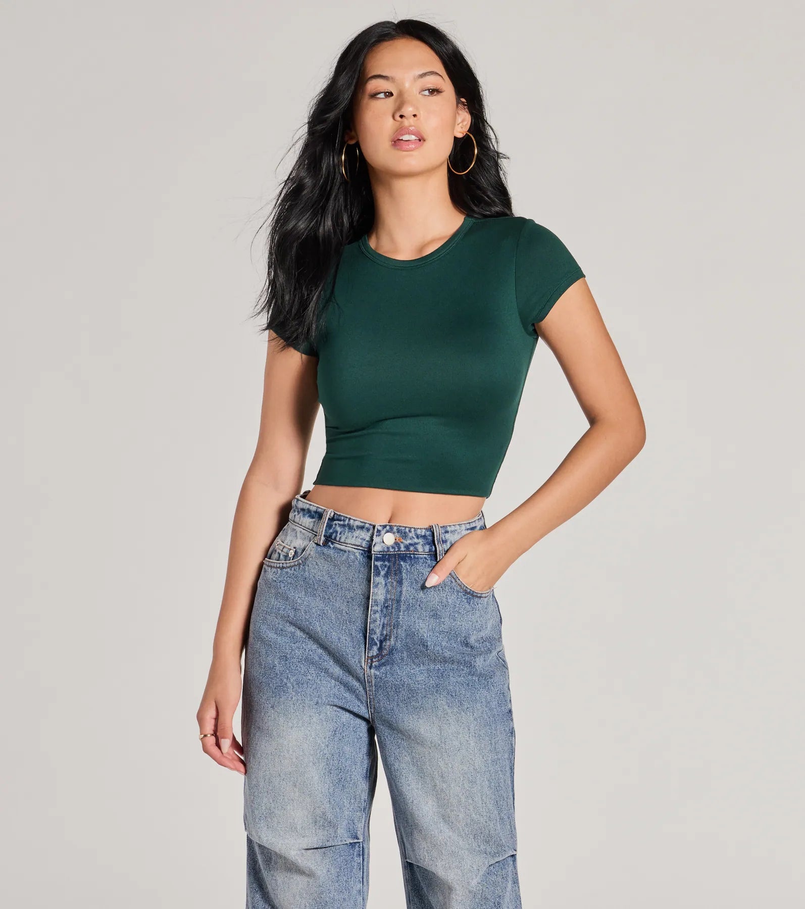 GREEN