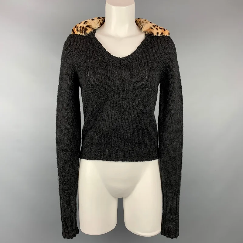 BLUMARINE Size 4 Black Knitted Wool Blend V-neck Pullover Peter Pan Collar