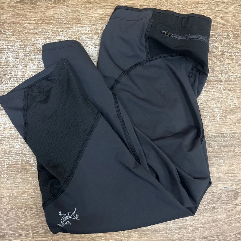 Arc'teryx - Women's Cropped Cita Leggings: Black-women-SM Fashionable Printed Leggings Arc'teryx - Women's Cropped Cita Leggings: Black-women-SM Fashionable Printed Leggings