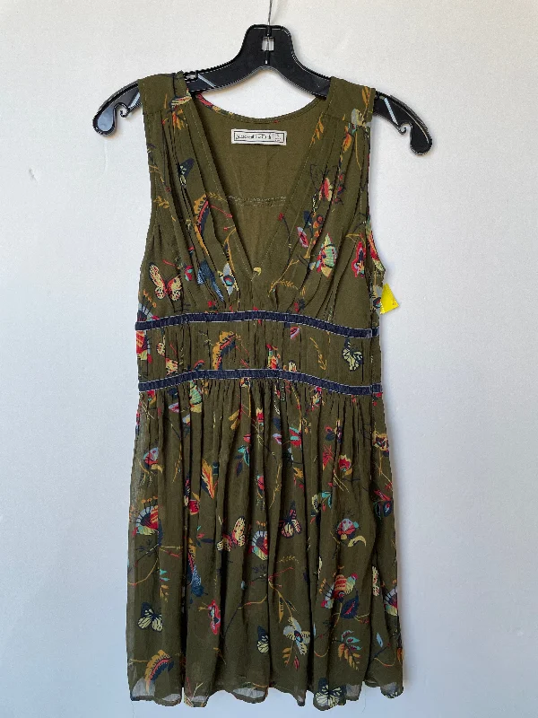 Dress Casual Midi By Abercrombie And Fitch In Green, Size: S Chic Floral Print Midi Dress Dress Casual Midi By Abercrombie And Fitch In Green, Size: S Chic Floral Print Midi Dress