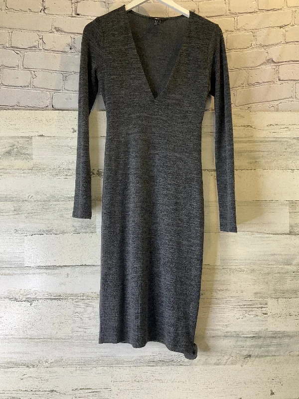 Dress Casual Midi By Forever 21 In Grey, Size: M Fashionable Shift Midi Dress