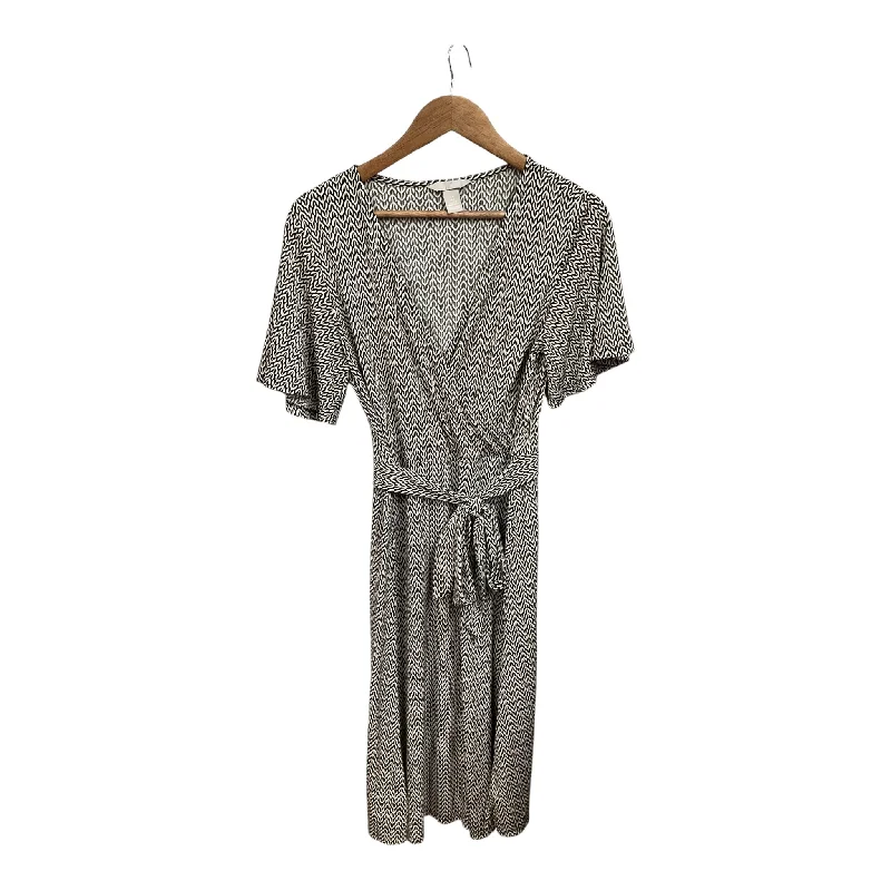 Dress Casual Midi By H&m In Black, Size: M Stylish Button-Down Midi Dress