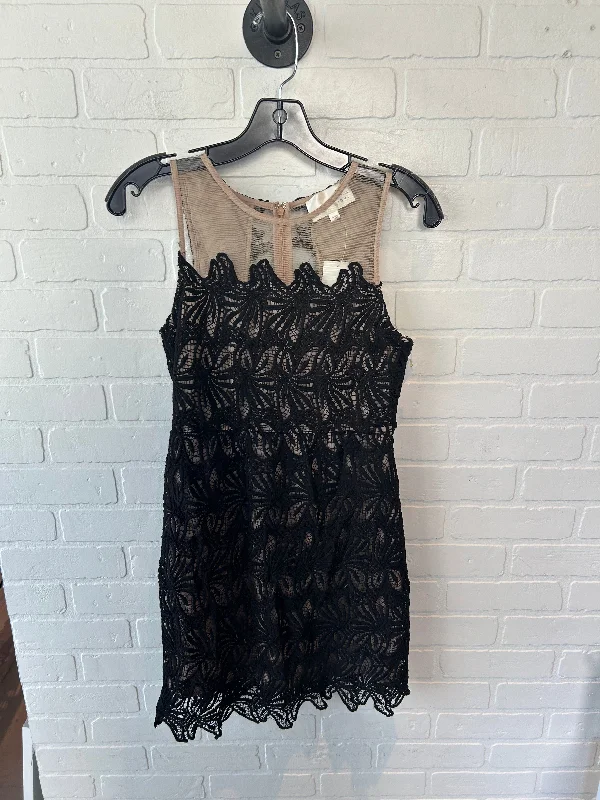 Dress Party Midi By Joa In Black, Size: S Fashionable Plaid Midi Dress